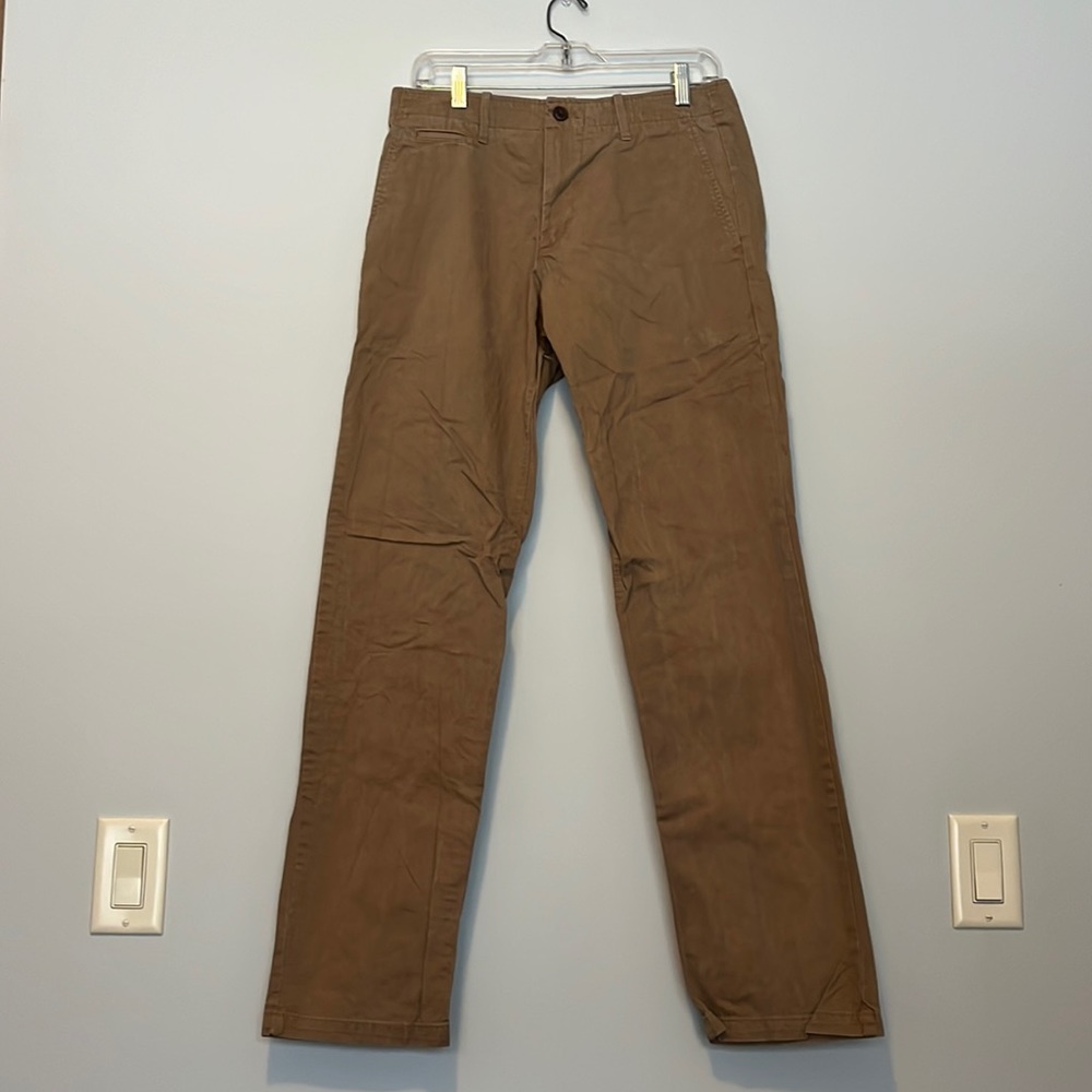 Gap khakis